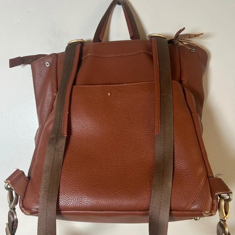 Freshly Picked Classic Convertible Backpack Brown Pebbled‎ Leather Diaper Bag